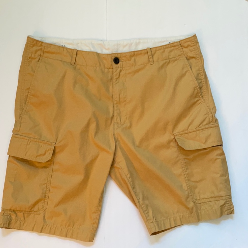 Club Monaco cargo shorts Size 36